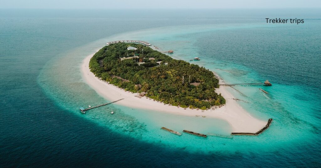 Is Maldives safe for female travelers?