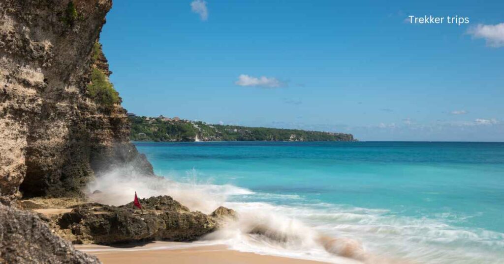 Is the ocean clear in Bali?